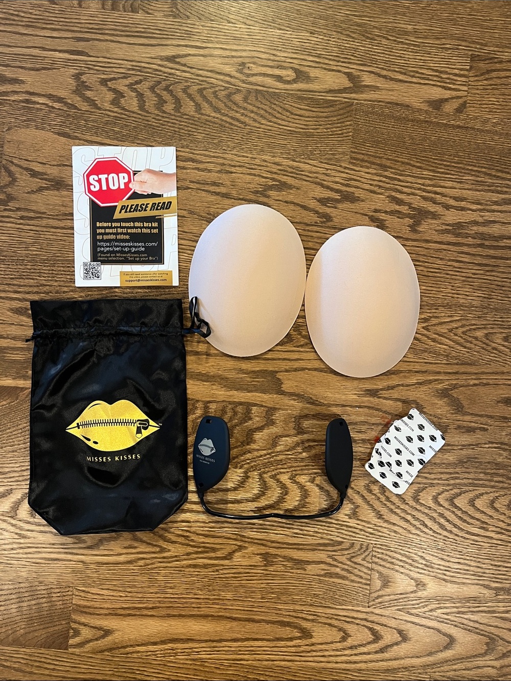 NEW Misses Kisses Bra: Shallow Plunge Bra with Beige Pads | Size Voluptuous XL
